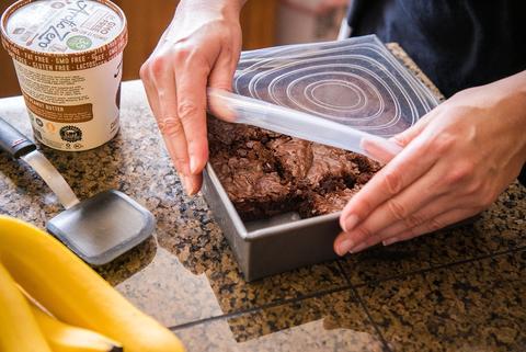 keep food fresh with stretch and fit container lids