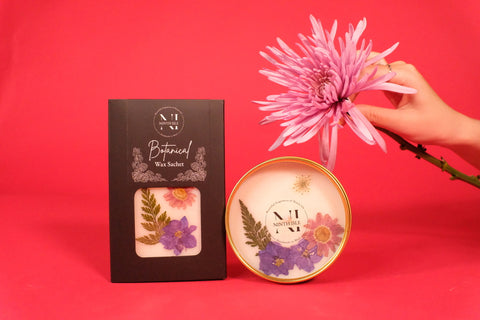 Scented Soy Candle with dried pressed flowers in soy wax and Wax Sachet with dried pressed flowers in soy wax. Ninth Isle, Made in Hawaii, Made in Maui, Locally Made, Hawaiian Aloha Shirt, Aloha Shirt, Floral Aloha Shirt, Floral Dresses, Hawaiian Dresses, Matching Outfits, Matching Set.