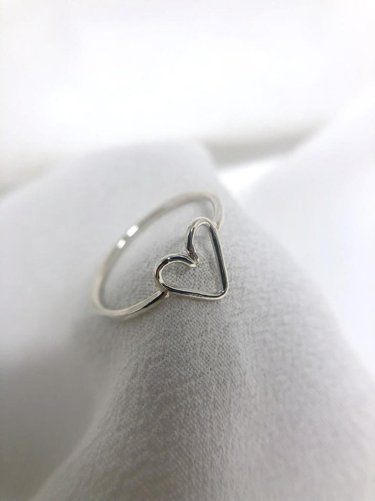 small silver heart ring