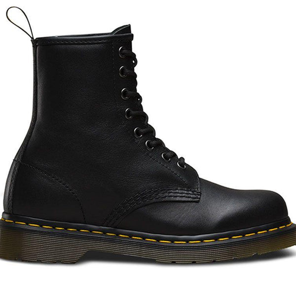 dr martens 1 hole