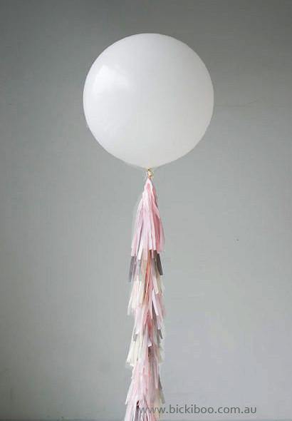 Balloon Tassel Garland - Cherry Blossom 