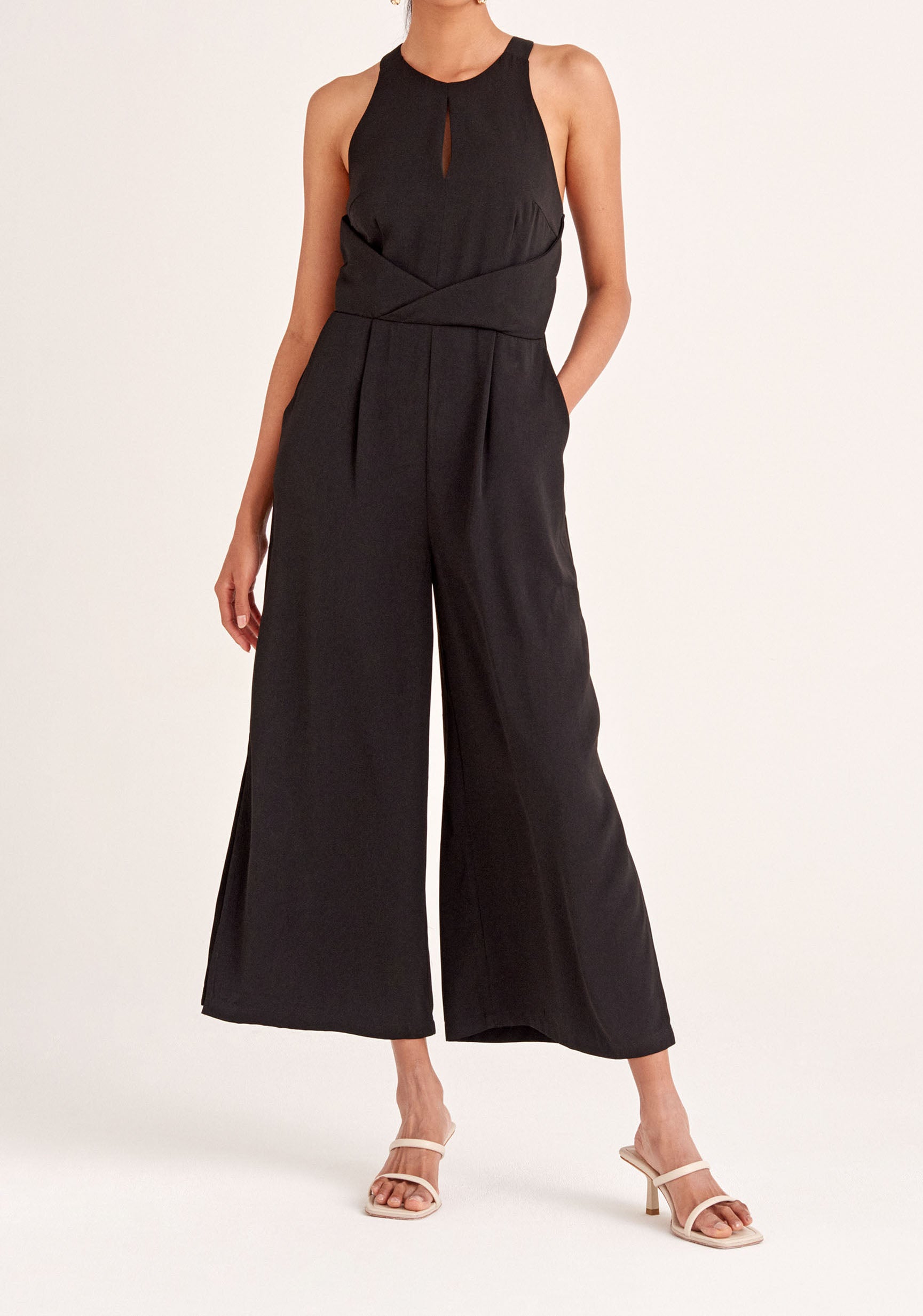 Detailed Waist Halterneck Jumpsuit in Black | Jumpsuits | Paisie