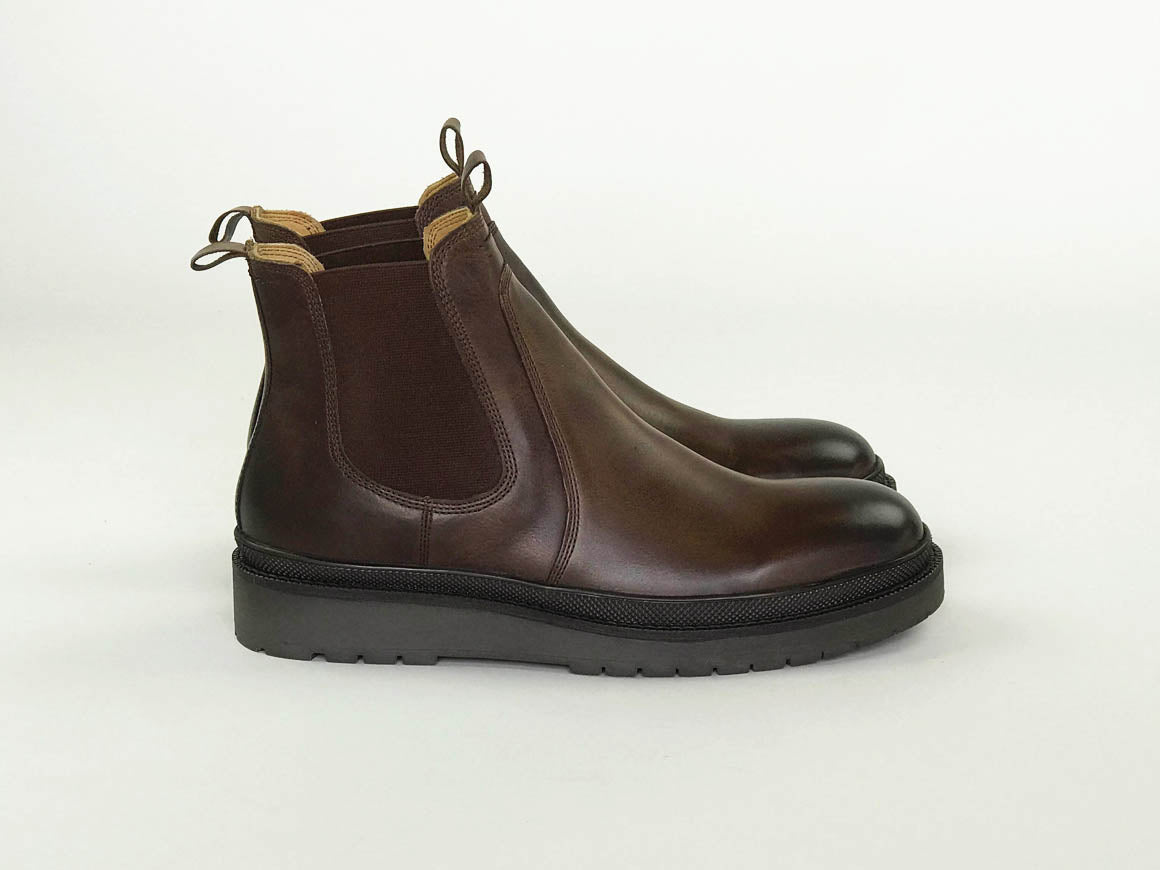 wedge sole chelsea boots