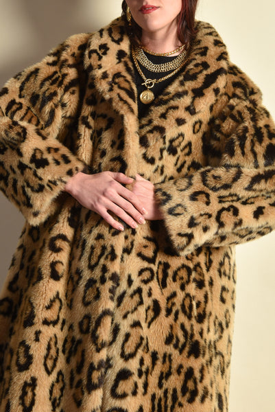 Leyla 1980s Leopard Print Swing Coat