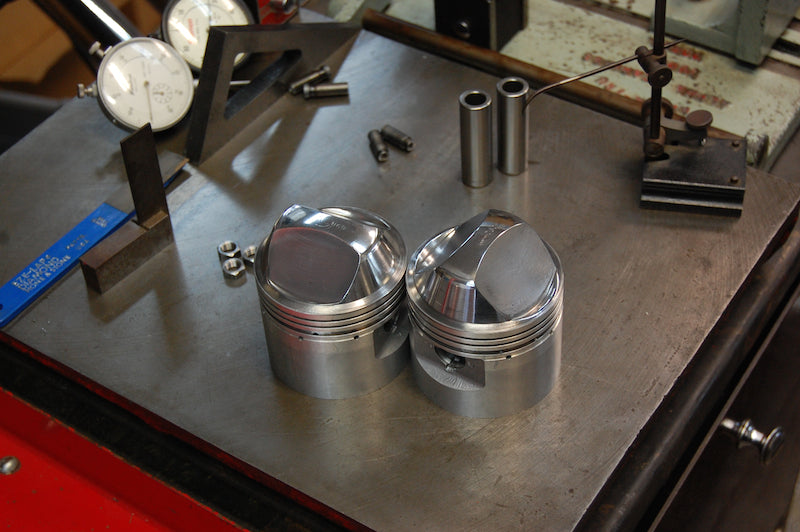 Triumph high compression pistons