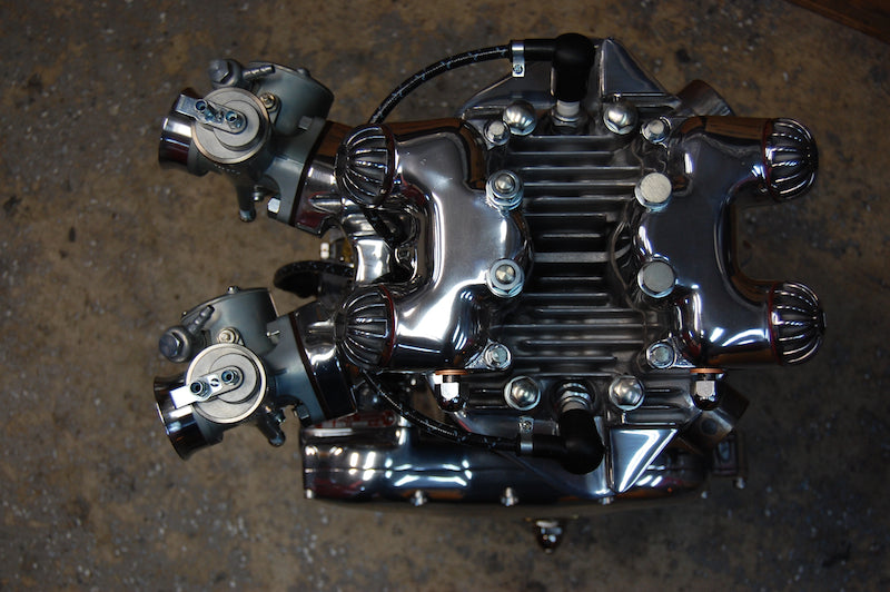 T110 Triumph engine