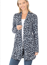 Load image into Gallery viewer, *Deals &amp; Steals* Basic Leo Cardigan-2 Colors Available