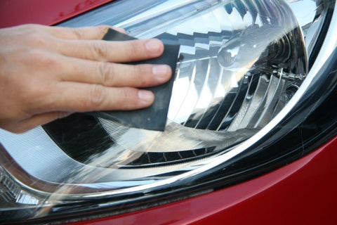 Clean car headlight