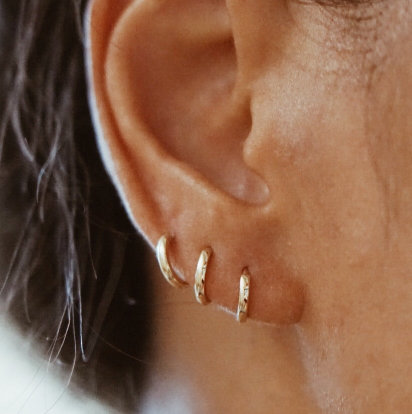 Huggie Earring - Solid 14kt