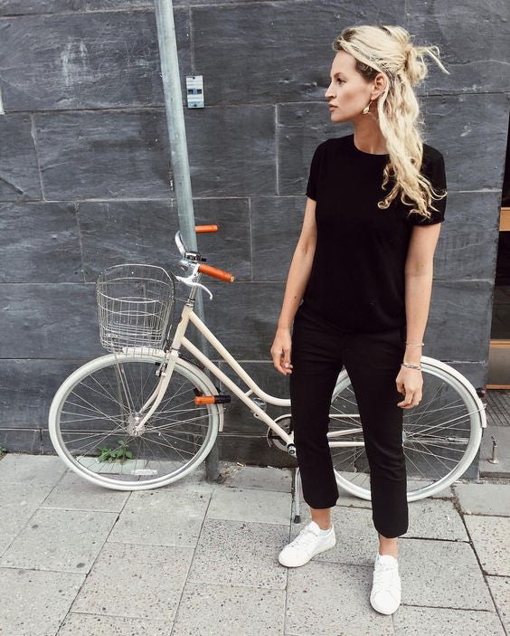 25 All Black Outfits For Women, Black on black outfit inspiration –  LIFESTYLE BY PS