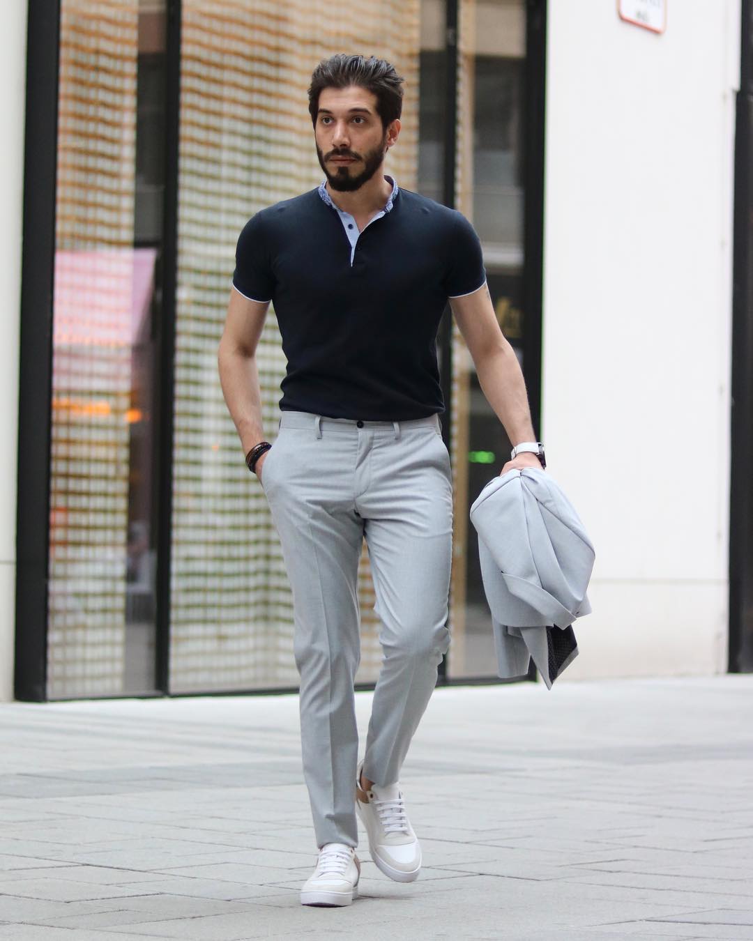 Grey Dress Pants with Print T-shirt Outfits For Men In Their 30s (3 ideas &  outfits)