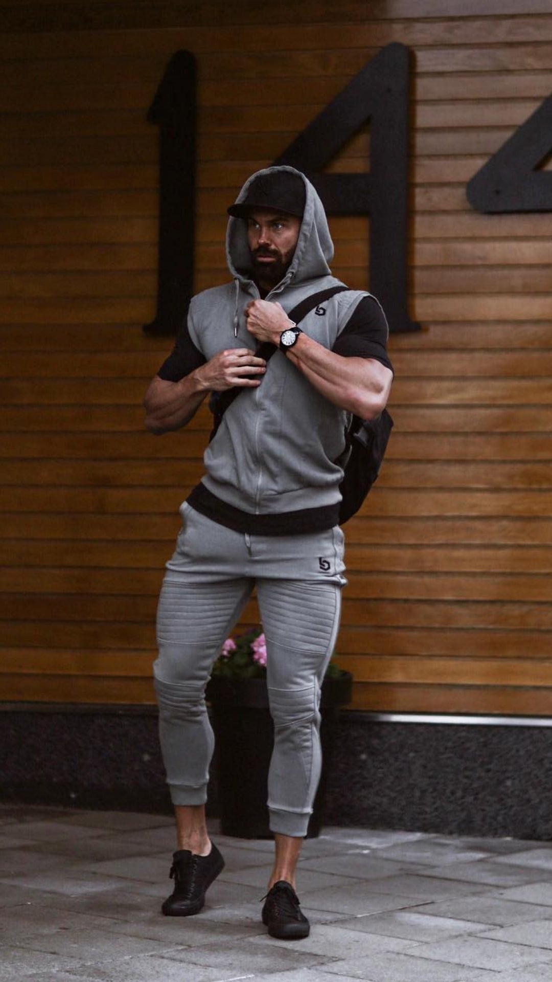 5 Amazing Gym Outfits For Men - LIFESTYLE BY PS