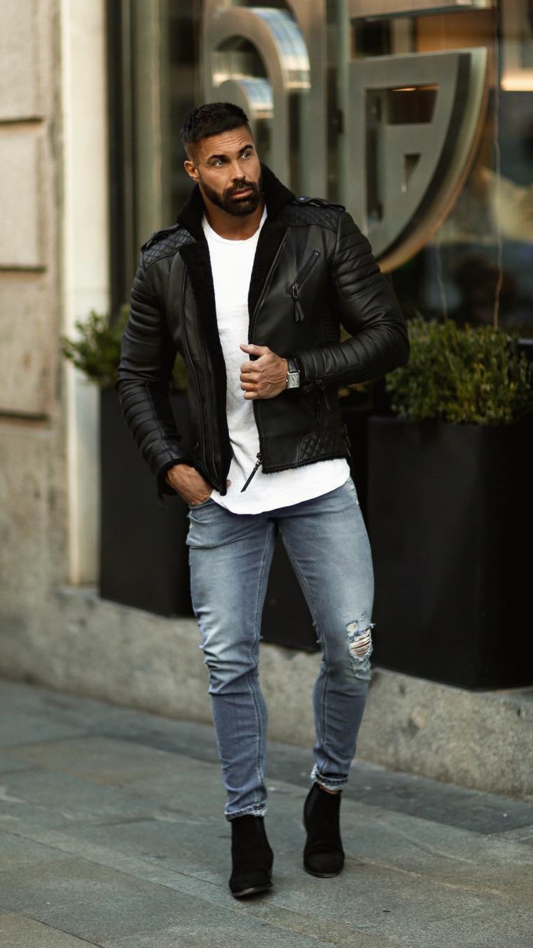 5 Outfits For Guys With Great Physique - LIFESTYLE BY PS