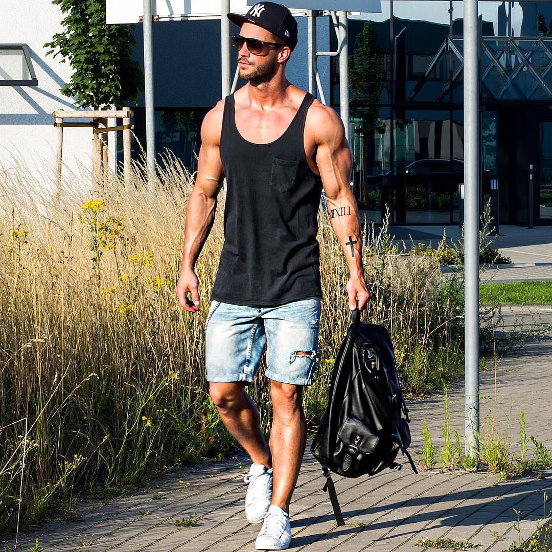 Cool_Ways_To_Black_This_Summer_7