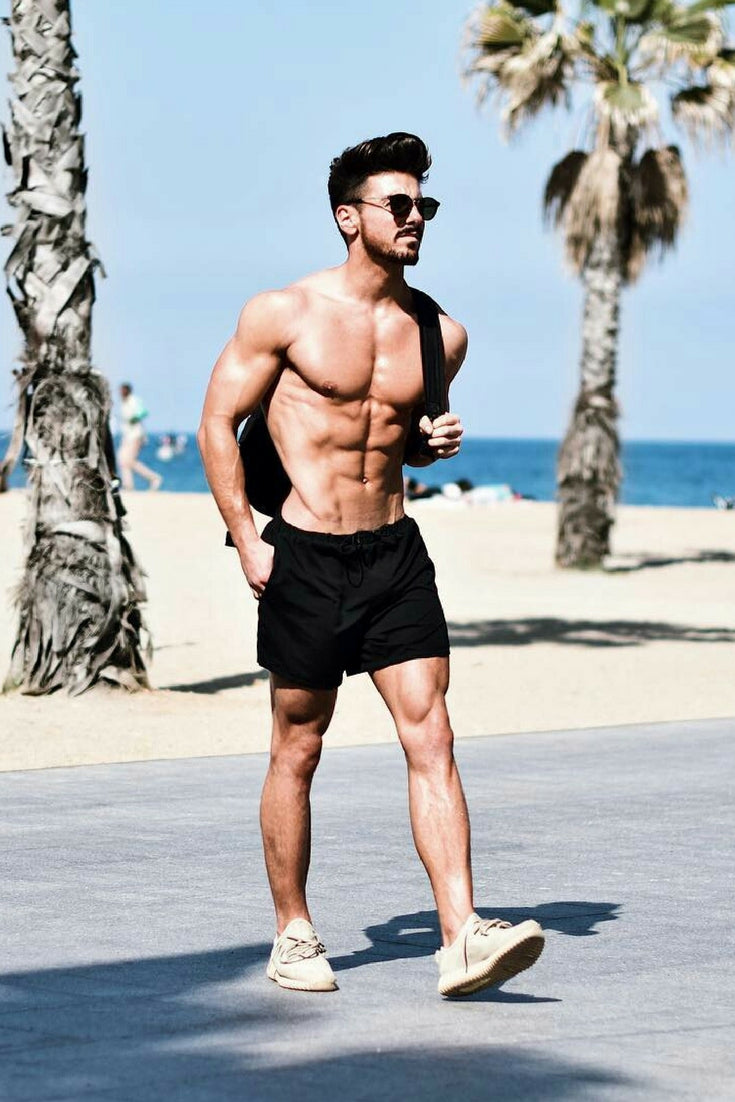 Fashion_blogger_with_great_physique_8