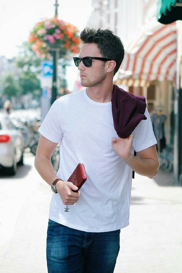 how to wear white t-shirt for men 