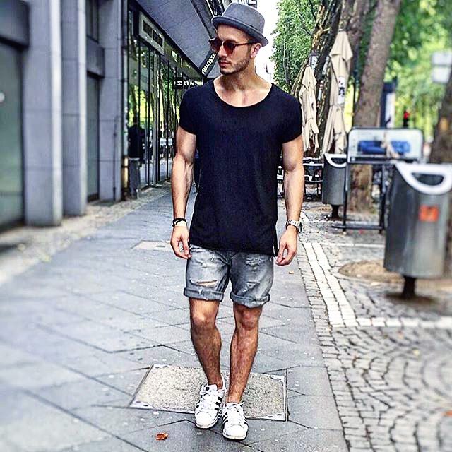 12 Ways To Wear A Black Crew Neck T-shirt For Men – LIFESTYLE BY PS
