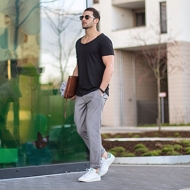 12 Ways To Wear A Black Crew Neck T-shirt For Men - LIFESTYLE BY PS