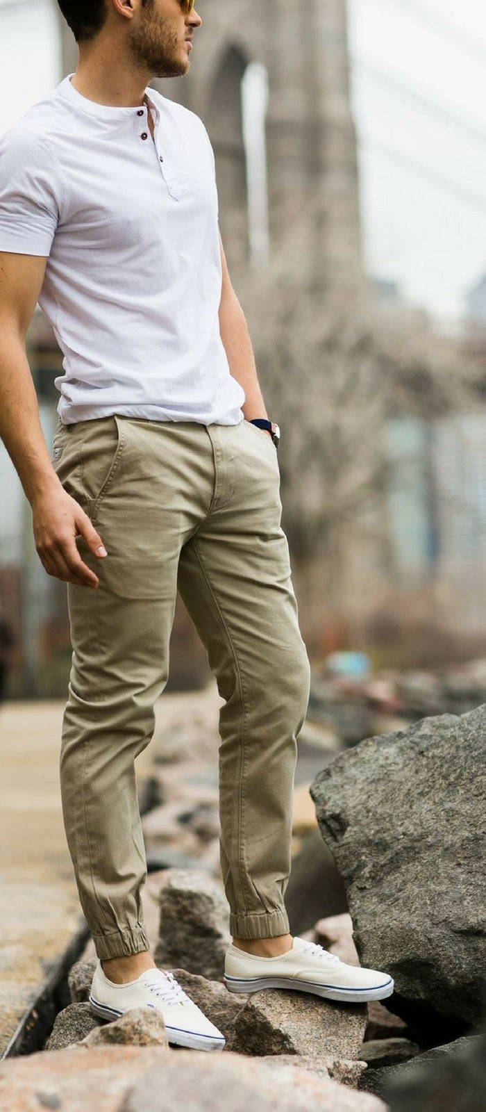Joggers outfit ideas for men 