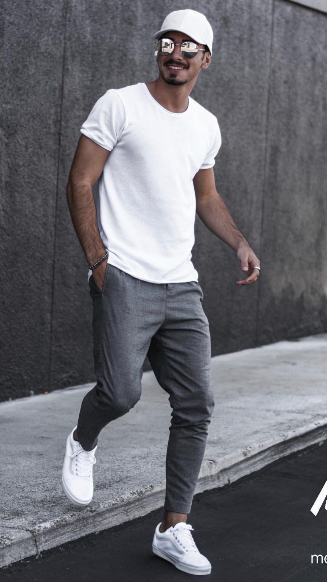 5 Joggers Outfits For Men #joggers #mens #fashion #street #style # ...