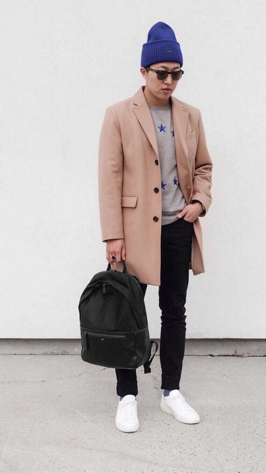 5 Minimal Winter Outfits For Men. #minimal #streetstyle #winterstyle #fallfashion #mensfashion 