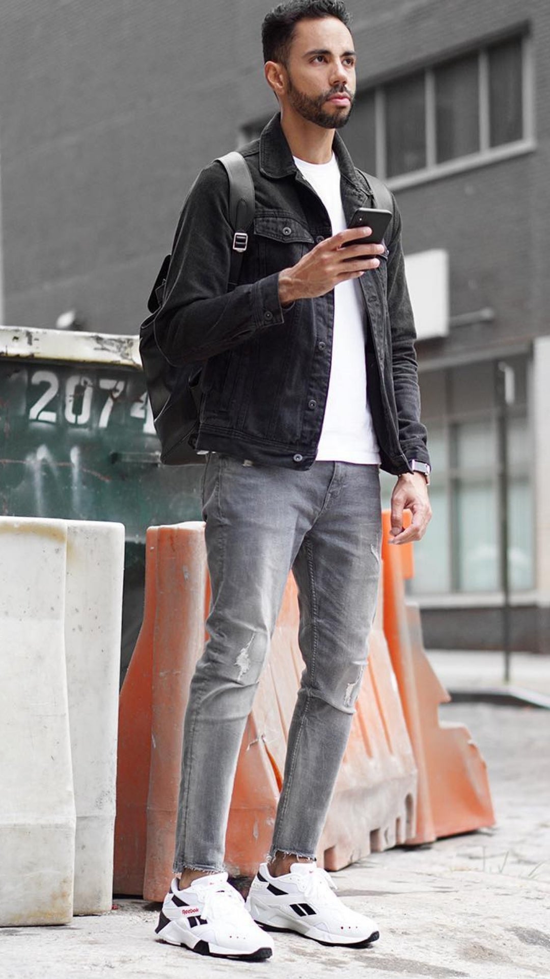 Love wearing minimalist outfits? Then You'll Want To Copy These Minimalist Looks Immediately  #minimal #street #style #mens #fashion