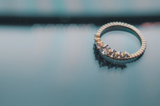 5 Reasons Why You Should Buy Your Partner An Eternity Ring