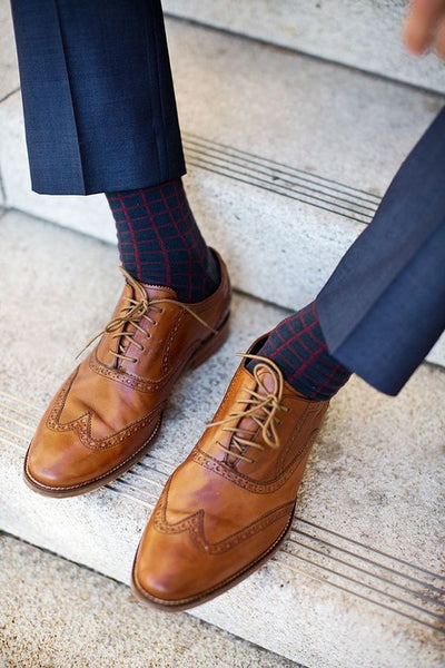 How to wear dress shoes for men