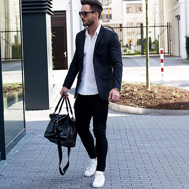 How to wear a white shirt for men