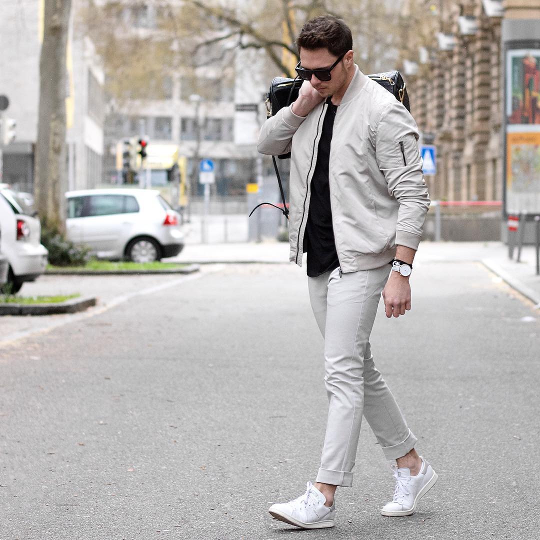 How To Wear White Sneakers for men. 10 Amazing Outfit Ideas – LIFESTYLE ...