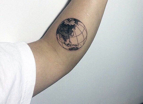 Top more than 64 tattoos of the globe  thtantai2