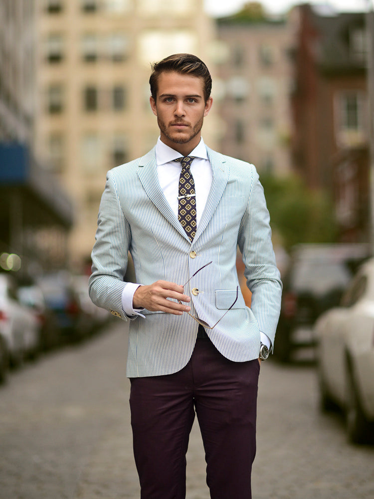 Want to look sharp in your cocktail party? Check out how to rock