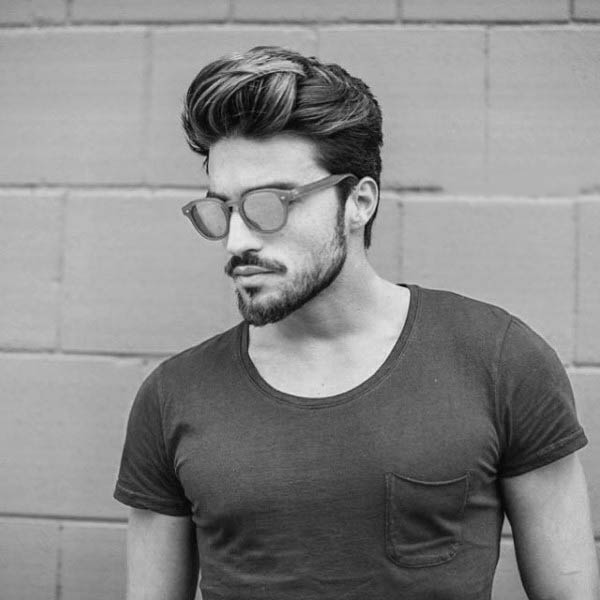 19 Classic Medium Men's Hairstyles You Can Try In 2018 #grooming #hairstyles #menshairstyles