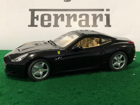 Ferrari California 30 Hotwheels 1:18