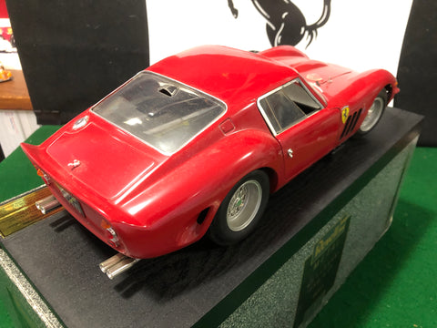 revell-8853_ferrari_250_gto_red_by_revell_1-12_(08853)