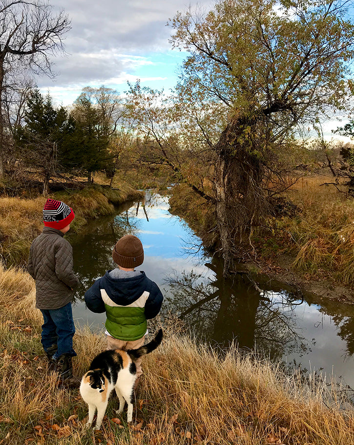 Lincoln and barrett overlooking river