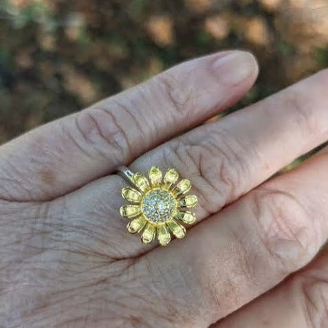 Spinning Sunflower Sterling Silver Ring - Nature Reflections