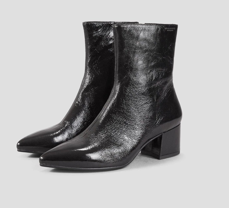 mya black leather boots
