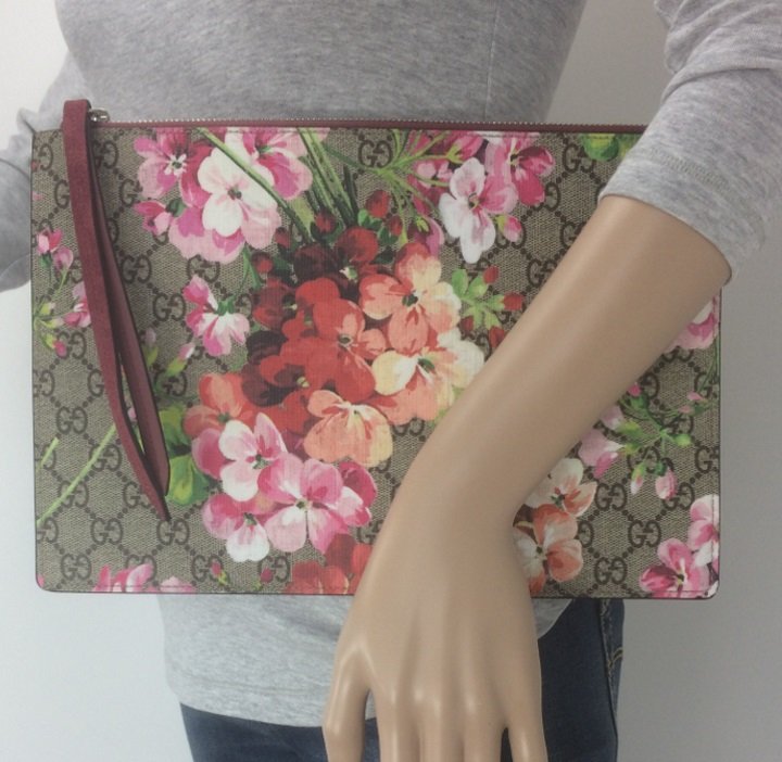 gucci blooms large pouch