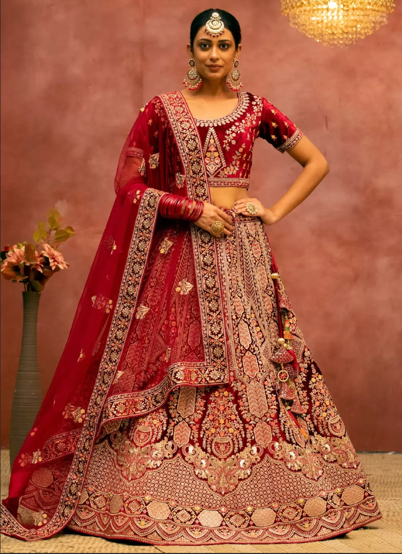 35 Punjabi Bridal Lehenga Styles that You Would Want to Steal! -  LooksGud.com | Bridal dress design, Designer bridal lehenga, Bridal dresses