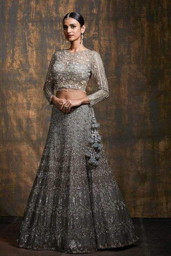 Bollywood Celebrity Inspired Unconventional Metallic Lehengas For  Bridesmaids