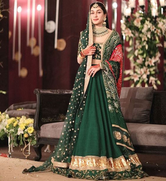 Dark green lehenga and muslim bridal jewellery | Bridal makeup, Wedding  hairstyles, Bride hairstyles