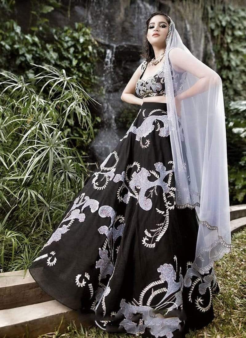 Buy Black and Off White Plain Wedding Trendy Lehenga Choli Online - Best  Seller