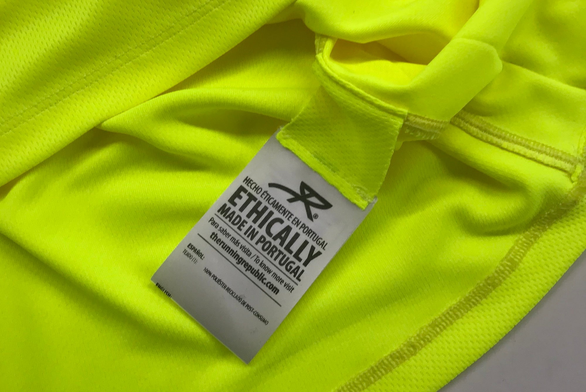 Pre and post-consumer recycled polyester | The Running Republic
