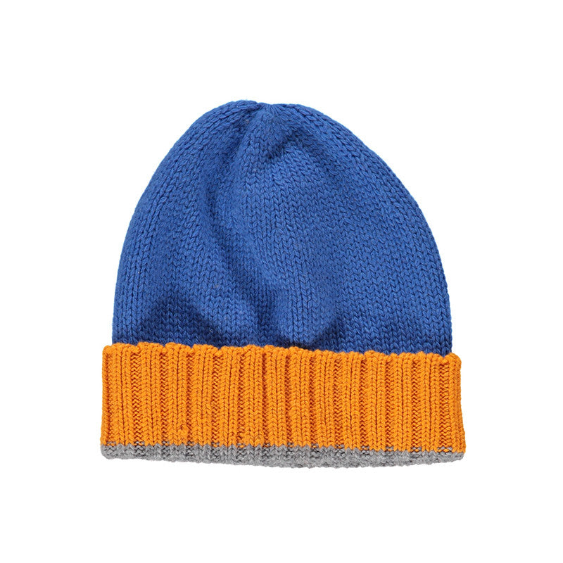 colour contrast hat blue