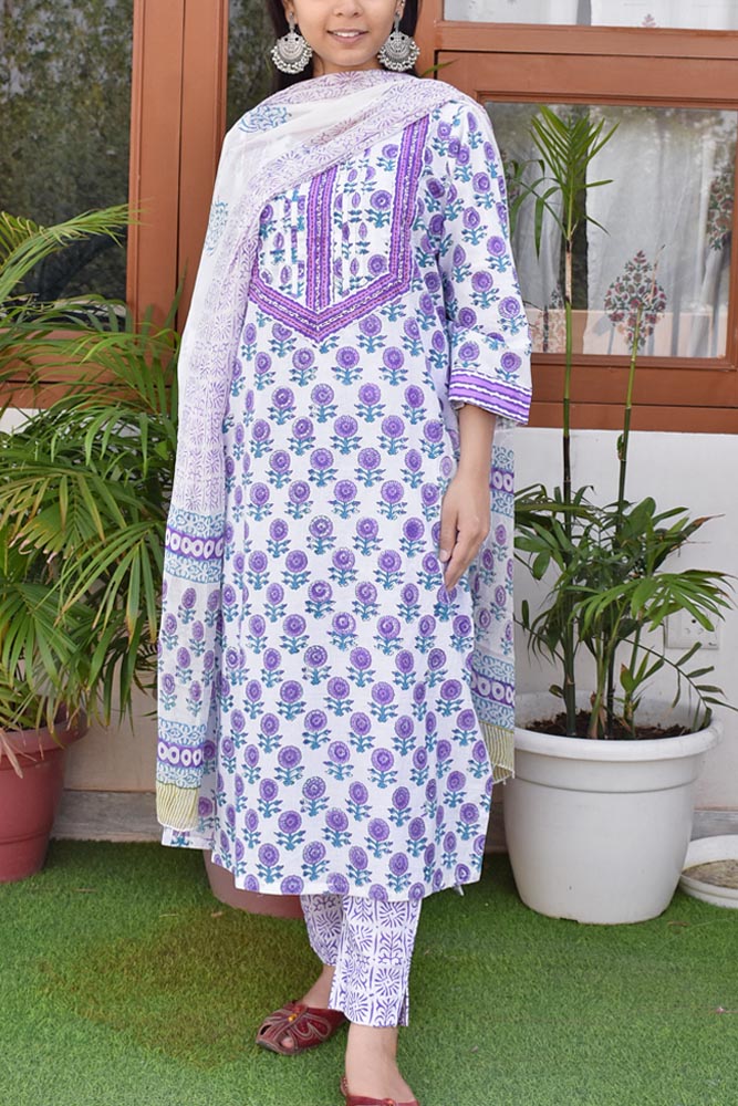 Hand Block Printed Cotton suit with Hand Embroidery - Kurta , Chiffon Dupatta & Pant - size 40