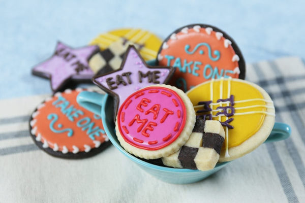 Alice in Wonderland 'Eat Me' Cookies | Rosanna Pansino