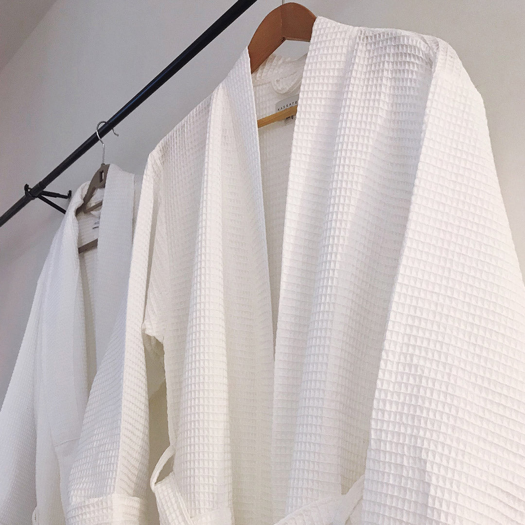 Kiran Bath Robe – TOILE Showroom