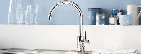 10 Steps to professionally staging your kitchen - buff your faucets