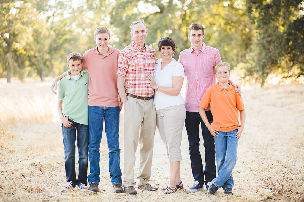 Family Photography Sessions: Shooting on the Same Plane